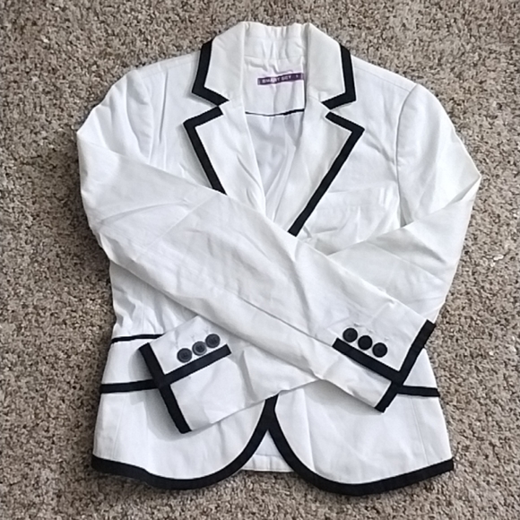 Smart Set Tuxedo Blazer - Picture 3 of 4